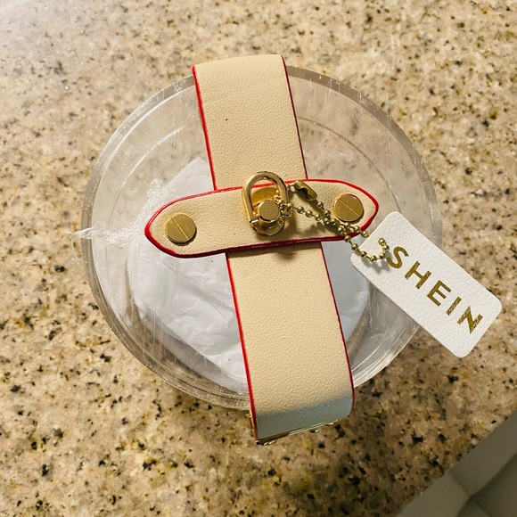 Hard case purse - Picture 2 of 2